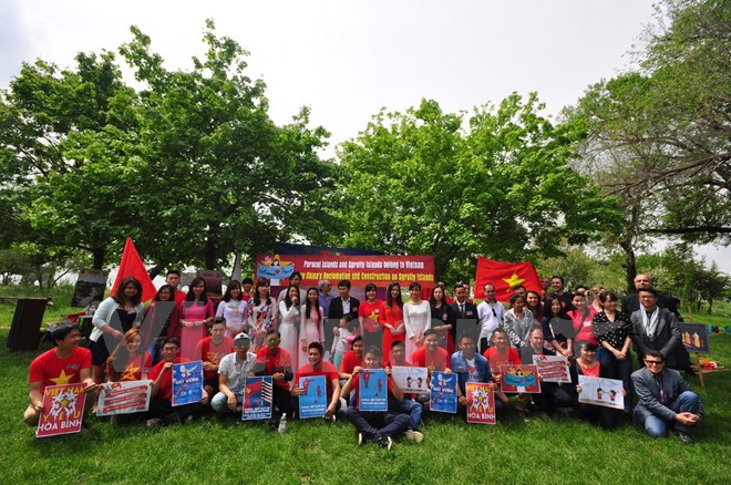 กิจกรรมฉลองครบรอบ 40 ปีการปลดปล่อยภาคใต้ รวมประเทศเป็นเอกภาพในต่างประเทศ